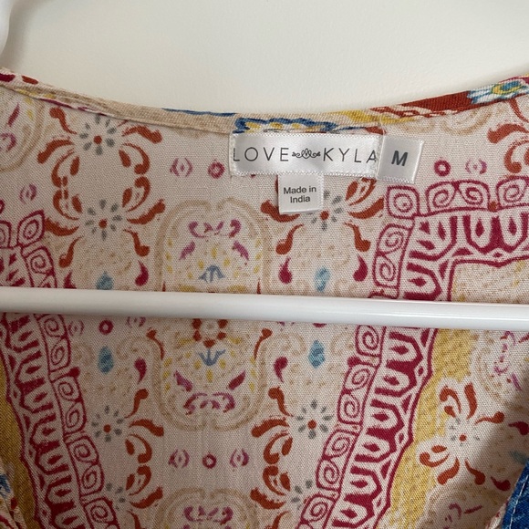 Bohemian Floral Dress with Bell Sleeves - Picture 5 of 6